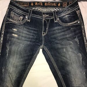 Rock rivials Vivian's